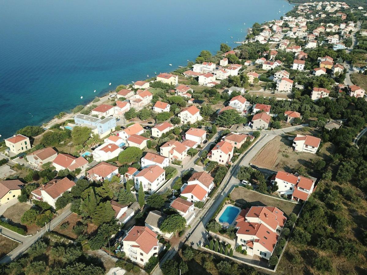 Beautiful Clara With A Swimming Pool In Ko Ino Near The Sea Kozino